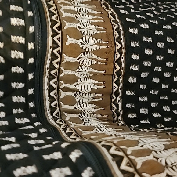 VERA BRADLEY SUIT BAG - Picture 3 of 3